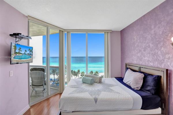 The Pinnacle, 17555 Collins Ave #902, Sunny Isles Beach, Florida 33160, image 1