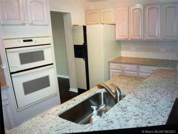Palm Beach Colony, 11600 Balsam Dr, Royal Palm Beach, Florida 33411, image 2