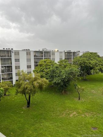 Lakeshore At University Park, 8740 N Sherman Cir #405, Miramar, Florida 33025, image 2