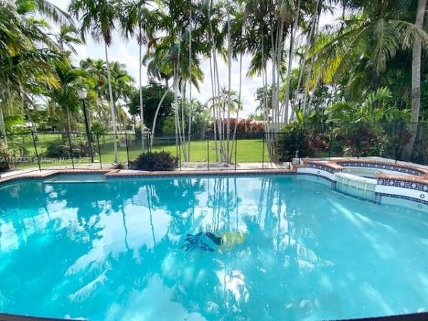 International Gardens, 1930 SW 125th Ct, Tamiami, Florida 33175, image 2