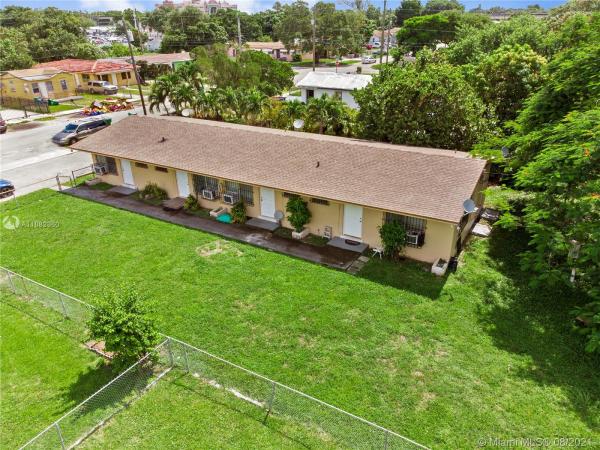 Hialeah Heights, 2932 NW 59th St, Brownsville, Florida 33142, image 2