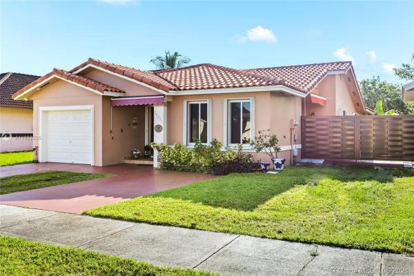 Kendale Best, 10221 SW 142nd Ct, The Hammocks, Florida 33186, image 2