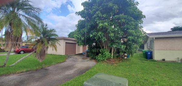 Sunrise Golf Village, 11390 NW 45th Pl, Sunrise, Florida 33323, image 1