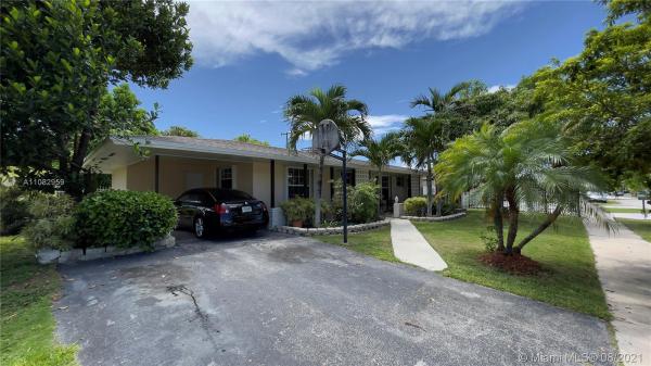 Fairway Park, 16221 SW 101st Ave, Palmetto Estates, Florida 33157, image 2