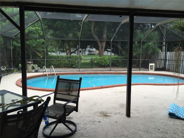 Juniper At The Hammocks, 10610 SW 148th Ave Dr, The Hammocks, Florida 33196, image 2