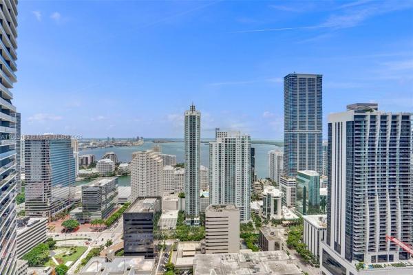 Brickell Heights East, 45 SW 9th St #4201, Miami, Florida 33130, image 2