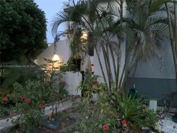 Sonoma Lake, 8301 SW 157th Ave #211, Kendall West, Florida 33193, image 1
