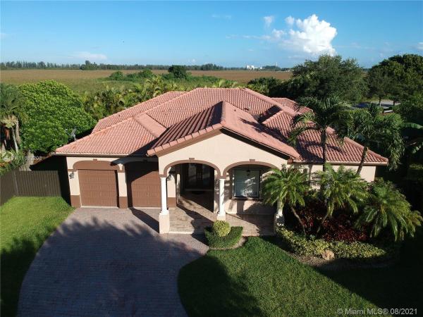 Kendalland, 8128 SW 166th Pl, Kendall, Florida 33193, image 2