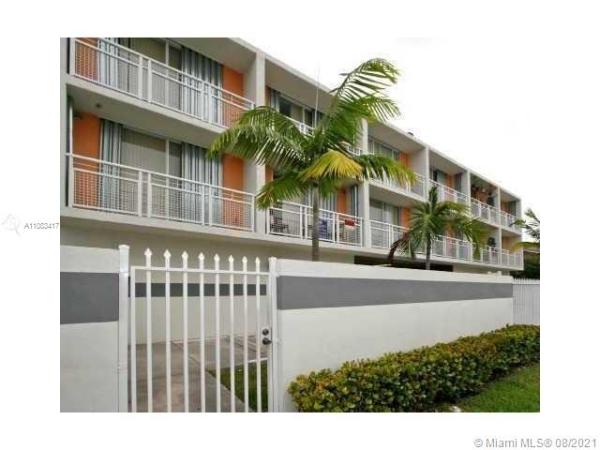 Varadero En La Pequena Havana, 450 SW 3 St #6, Miami, Florida 33130, image 2