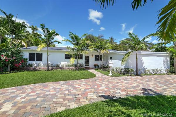 Merion Park Manor, 6636 SW 64th Pl, South Miami, Florida 33143, image 2