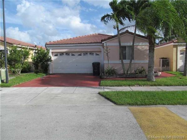 Weitzer Serena Lakes West, 17019 SW 142nd Pl, Richmond West, Florida 33177, image 2
