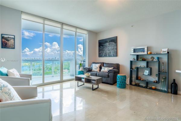 360, 7900 Harbor Island Dr #1217, North Bay Village, Florida 33141, image 2
