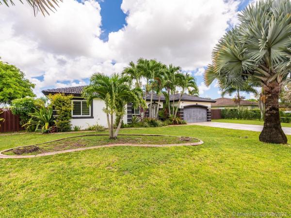 Oak South Estates, 21111 SW 128th Ct, South Miami Heights, Florida 33177, image 2