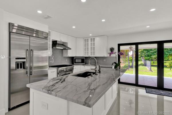 Sunset Harbour, 6666 SW 127th Path, Kendale Lakes, Florida 33183, image 2
