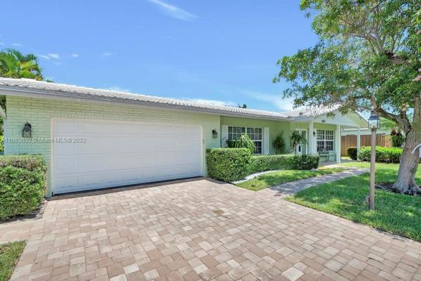 Westfield, 6620 NE 20th Ter, Fort Lauderdale, Florida 33308, image 2