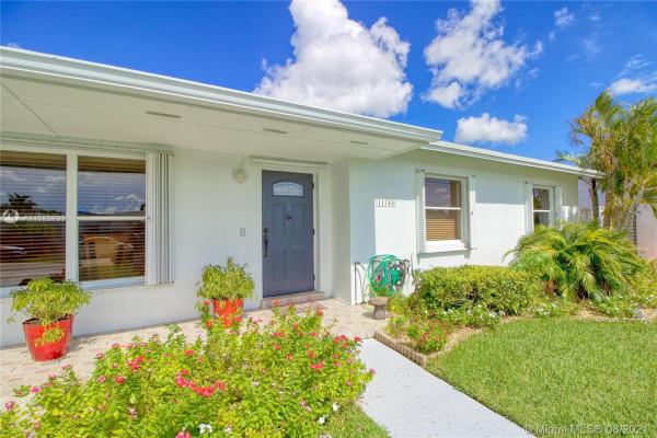 Devon Aire Estates, 11745 SW 119th Place Rd, The Crossings, Florida 33186, image 2