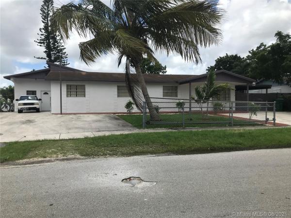 21st Century Homes, 15300 SW 307th Rd, Leisure City, Florida 33033, image 2