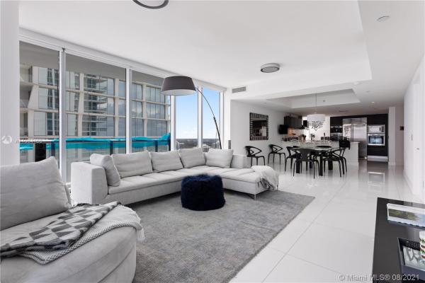 Jade Beach, 17001 Collins Ave #3801, Sunny Isles Beach, Florida 33160, image 2