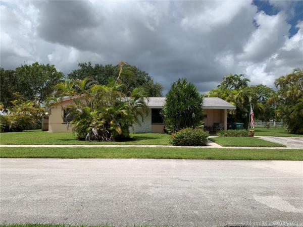 Bel Aire, 18534 SW 90th Ct, Cutler Bay, Florida 33157, image 2