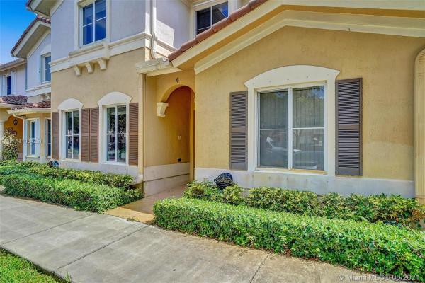 Century Park, 8942 W Flagler St #4, Fountainebleau, Florida 33174, image 2
