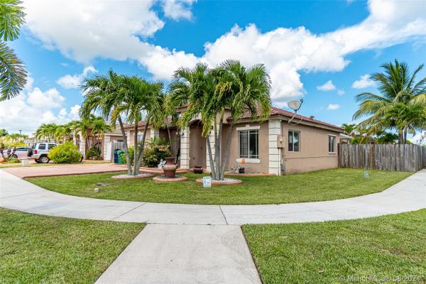 Elise Estates, 25265 SW 133rd Ave, Princeton, Florida 33032, image 2