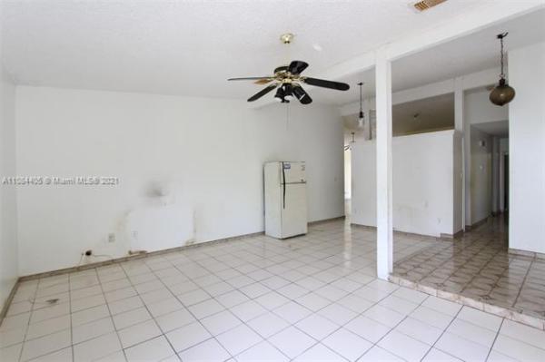 Cedar Landing At The Hammocks, 9797 SW 147th Ct, The Hammocks, Florida 33196, image 2