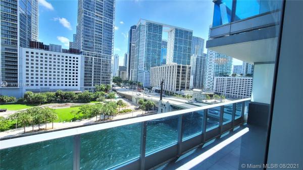Epic Hotel & Residences, 200 Biscayne Boulevard Way #707, Miami, Florida 33131, image 2