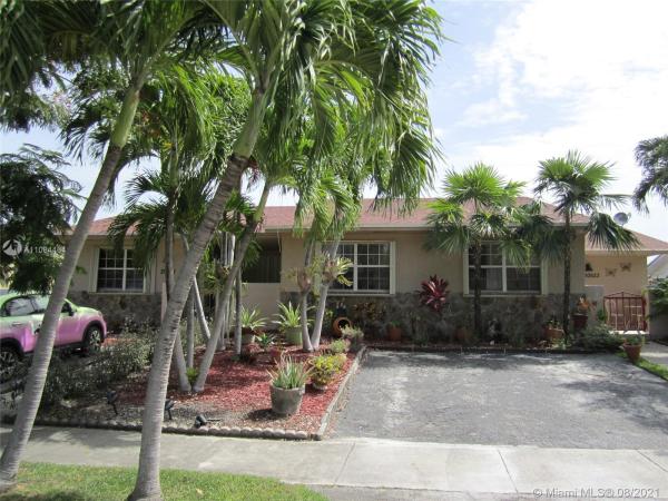 Saga View, 20523 SW 92nd Pl #3-B, Cutler Bay, Florida 33189, image 2