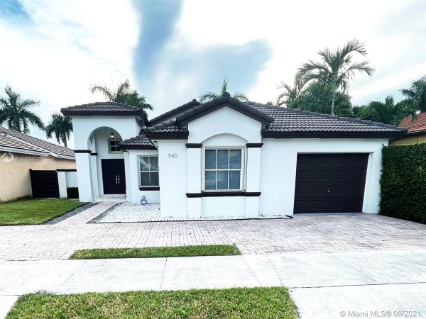 Shoma Homes At Tamiami, 940 NW 131st Ave, Tamiami, Florida 33182, image 2