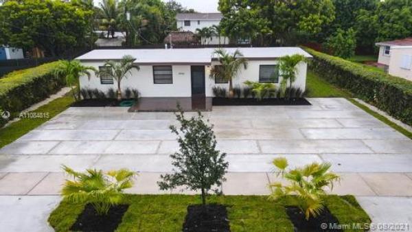 Tropical Estates, 4940 SW 98th Pl, Olympia Heights, Florida 33165, image 2