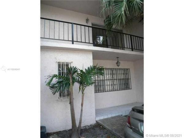 Mansion Townhouse, 15117 NE 6th Ave #33, Golden Glades, Florida 33162, image 1