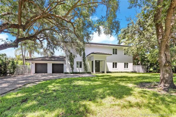 Biscayne Bay, 441 San Servando Ave, Coral Gables, Florida 33143, image 2