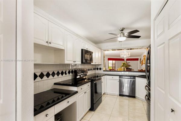 Fairfax, 7556 Fairfax Dr #301, Tamarac, Florida 33321, image 1