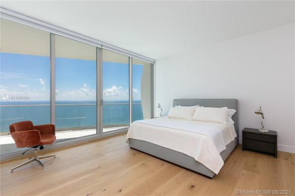 Jade Signature, 16901 Collins Ave #3202, Sunny Isles Beach, Florida 33160, image 2