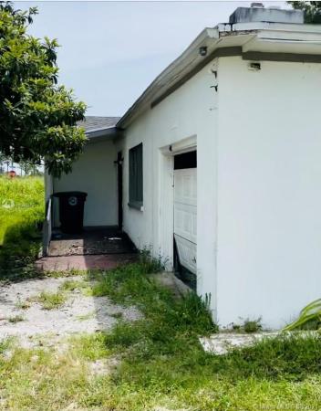 Paradise Park, 2416 N 21st St, Fort Pierce, Florida 34946, image 2