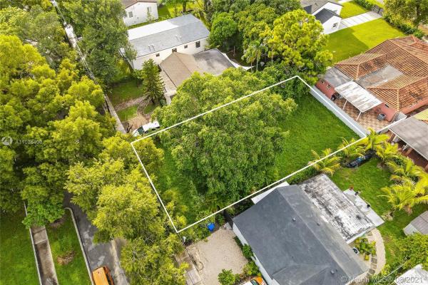 Trajune Park, 4243 SW 7th St, Miami, Florida 33134, image 2