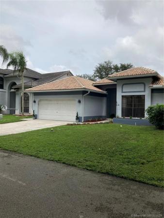 Le Cristal, 2935 Tulip Dr, Cooper City, Florida 33026, image 2