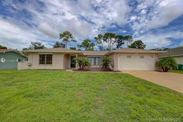 357 SE Greenway #357, Florida 34983, image 2