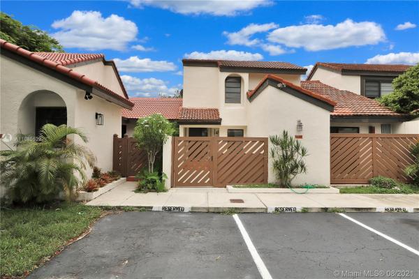 Kenland Court, 9452 SW 124th Ct, The Crossings, Florida 33186, image 2