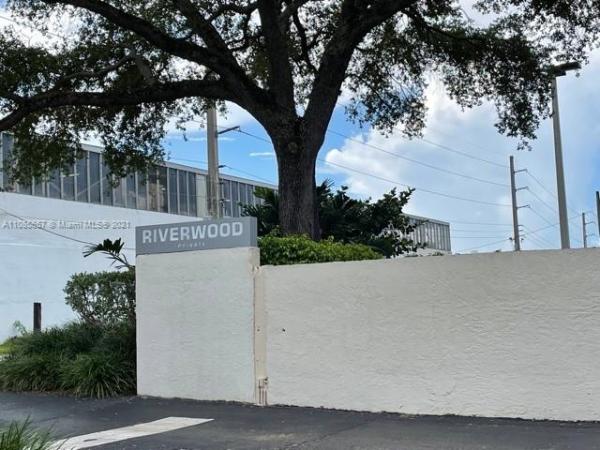 Riverwood, 19464 NE 26 Ave #21, Ojus, Florida 33180, image 2