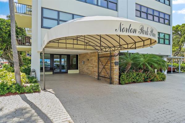 Norton Park Place, 1501 S Flagler Dr #5F, West Palm Beach, Florida 33401, image 2