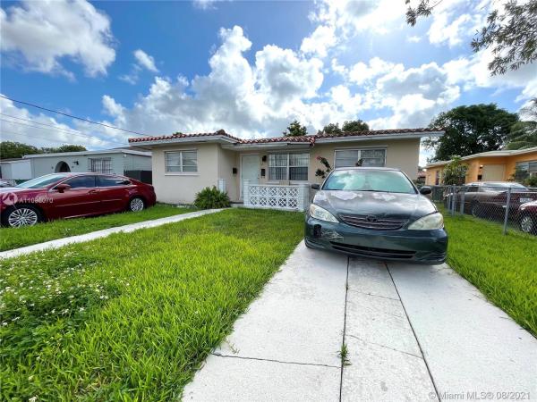 63 NW 74th Ave, Unincorporated Dade County, Florida 33126, image 2