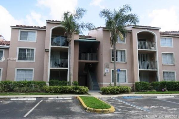 St Andrews At Miramar, 12172 Saint Andrews Pl #306, Miramar, Florida 33025, image 2