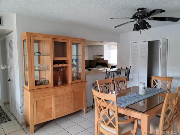 Parkside, 9150 Fontainebleau Blvd #402, Fountainebleau, Florida 33172, image 1