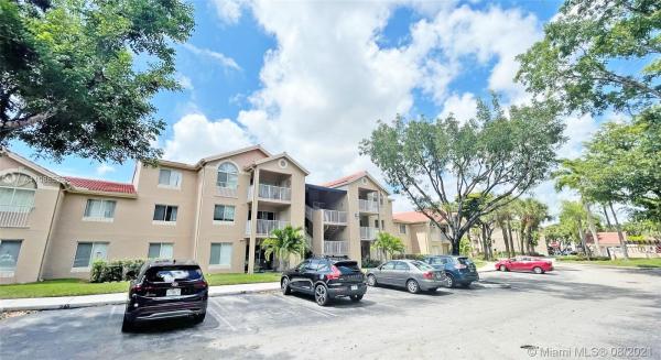 Royal Palm Place At The Hammocks, 10630 SW 157th Ct #206, The Hammocks, Florida 33196, image 1