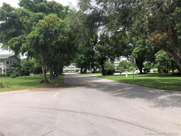 Tilford, 2 Tilford A, Deerfield Beach, Florida 33442, image 2