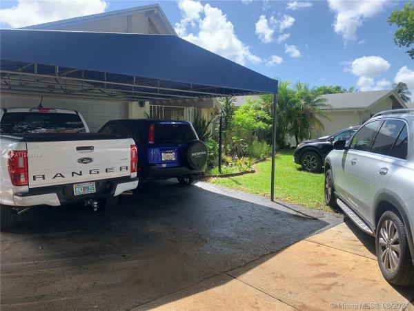 Calusa Club Estates, 10025 SW 132nd Ct, The Crossings, Florida 33186, image 2