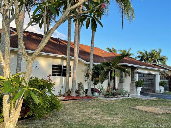 28501 SW 164th Ave, Unincorporated Dade County, Florida 33033, image 2