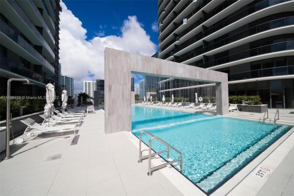 Brickell Heights West, 55 SW 9th St #3207, Miami, Florida 33130, image 1