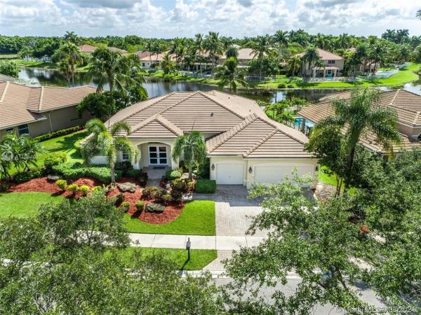 Oak Ridge, 3855 Oak Ridge Cir, Weston, Florida 33331, image 2